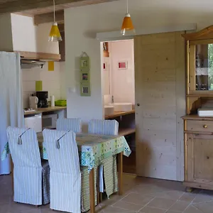 Bed & Breakfast Les Jardins De Lumiere, Brusque