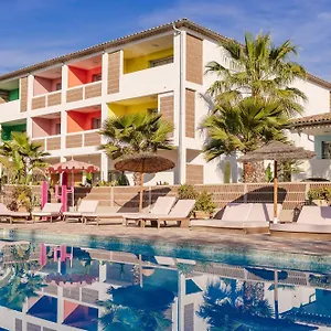 https://hostellerie-du-golf.fr-provencehotel.com