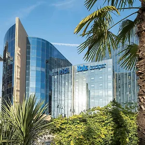 https://ibis-budget-nice-aeroport.fr-provencehotel.com